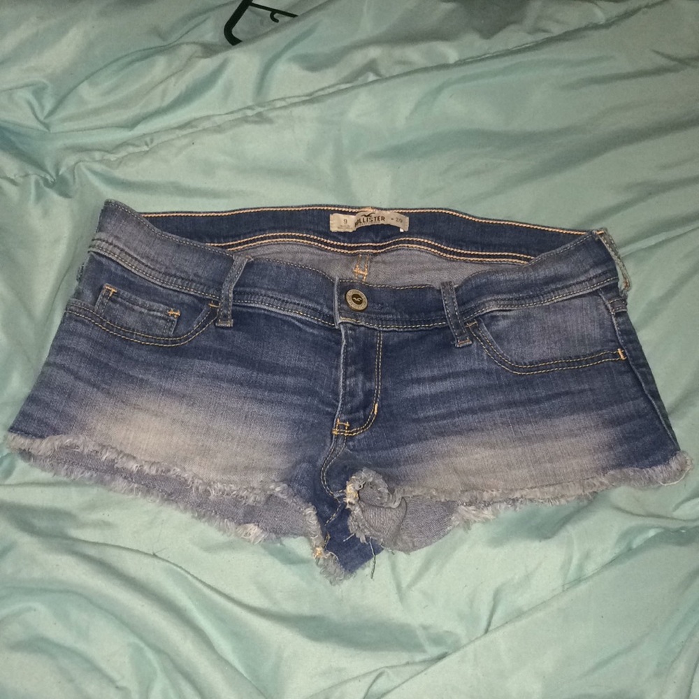 Hollister jean shorts